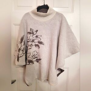 NWT Note Di Anita Merino Wool Cashmere Blend Floral Neutral Poncho One Size